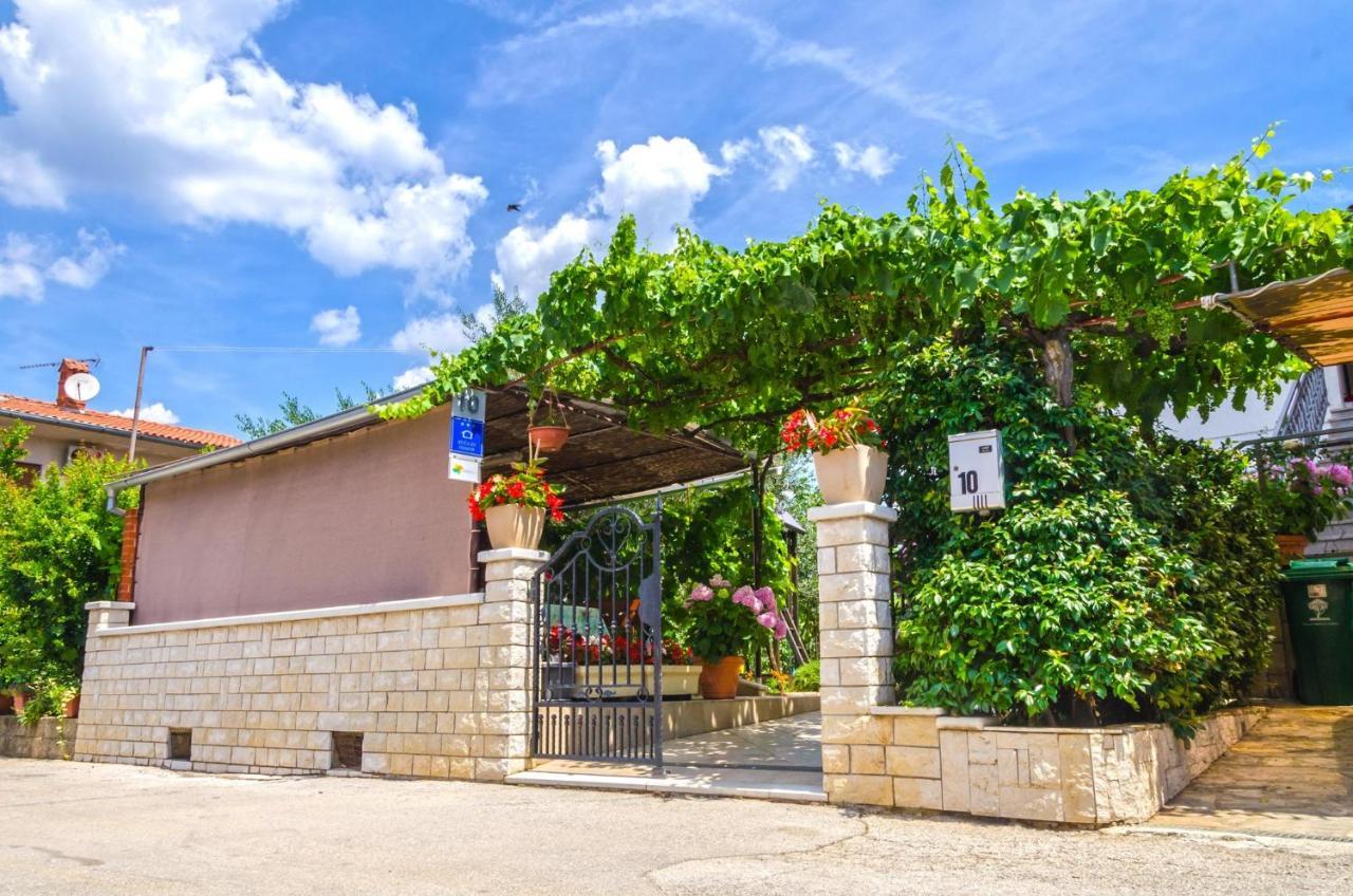 Holiday Home Eufemia-1 By Interhome Pula Exterior foto